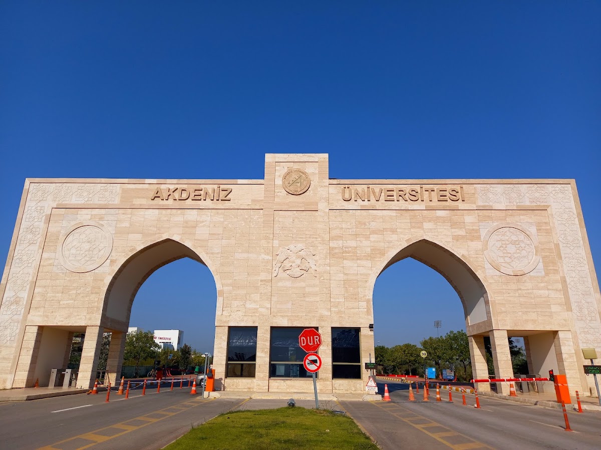 Akdeniz University photo 6