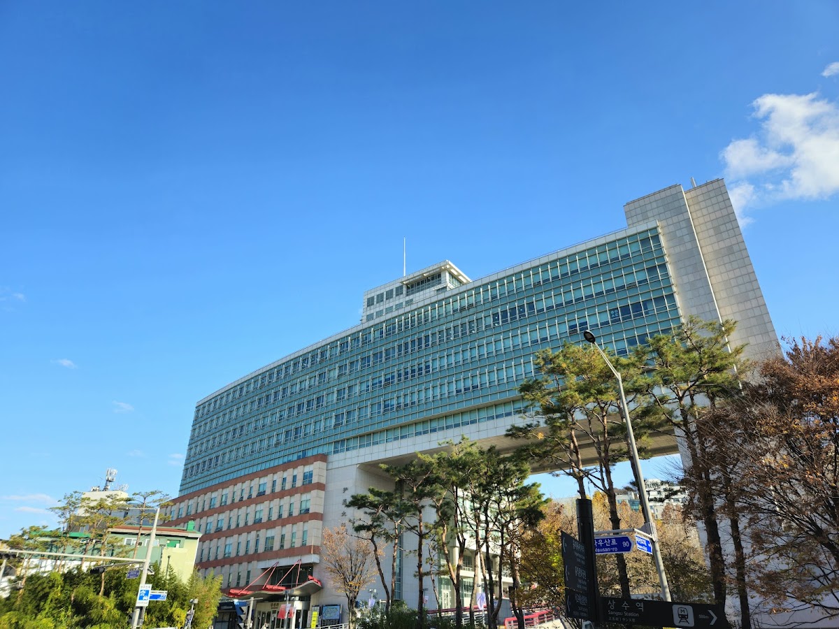 Hongik University photo 2