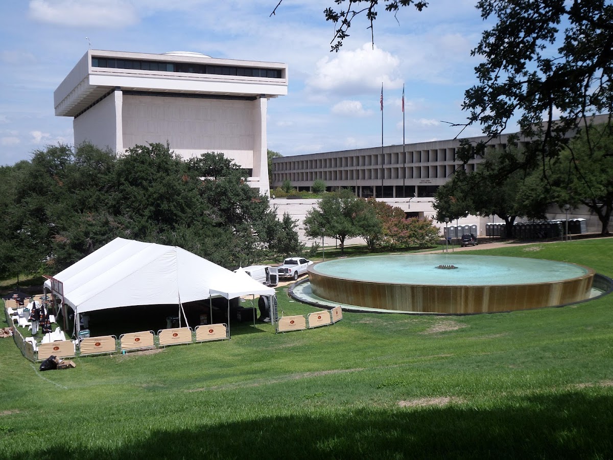 University of Texas at Austin photo 4