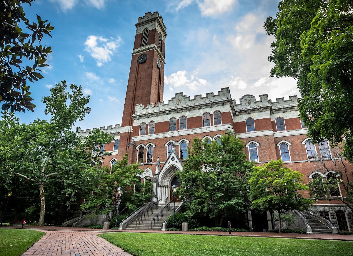 Regional University 2715 photo 1