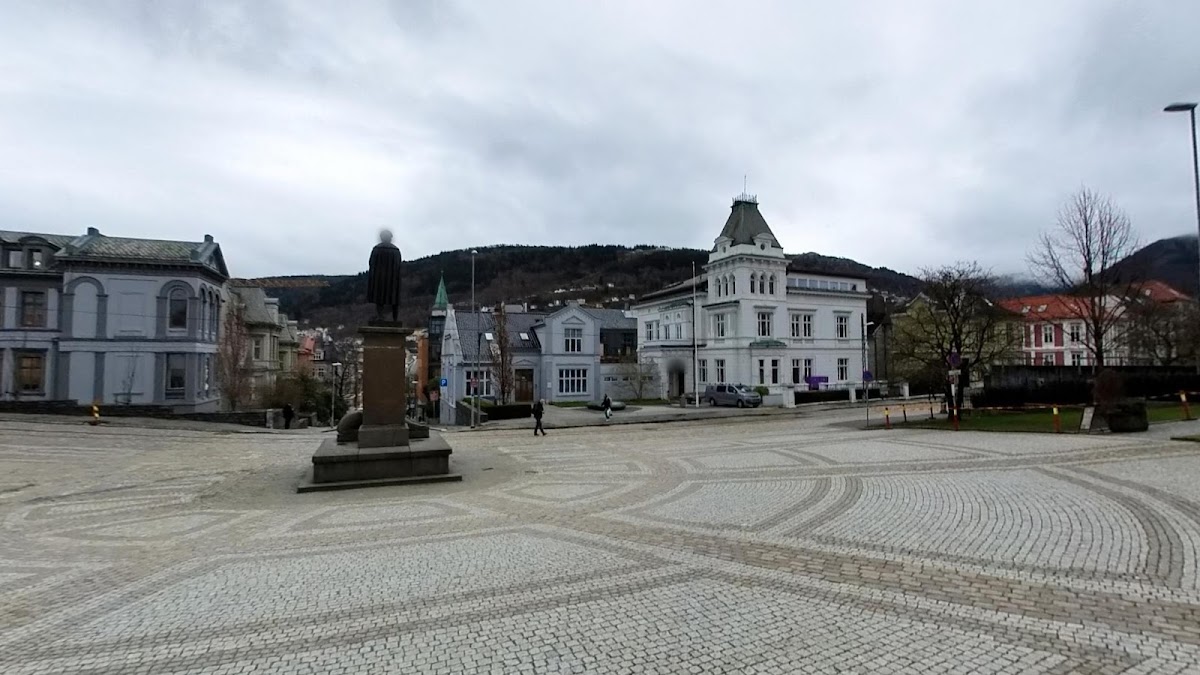 Bergen University College photo 1