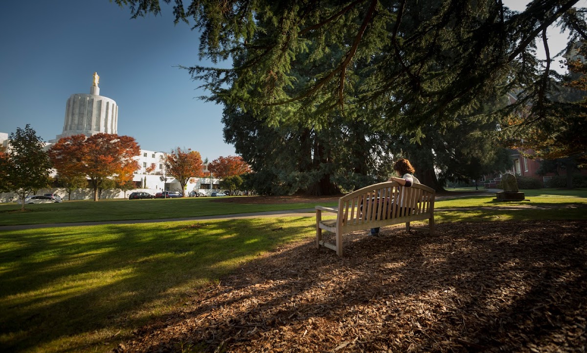 Willamette University photo 2