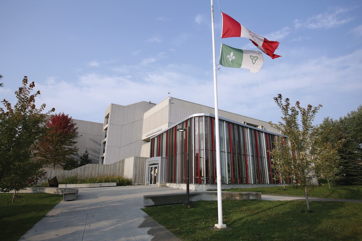 Université Laurentienne photo 5