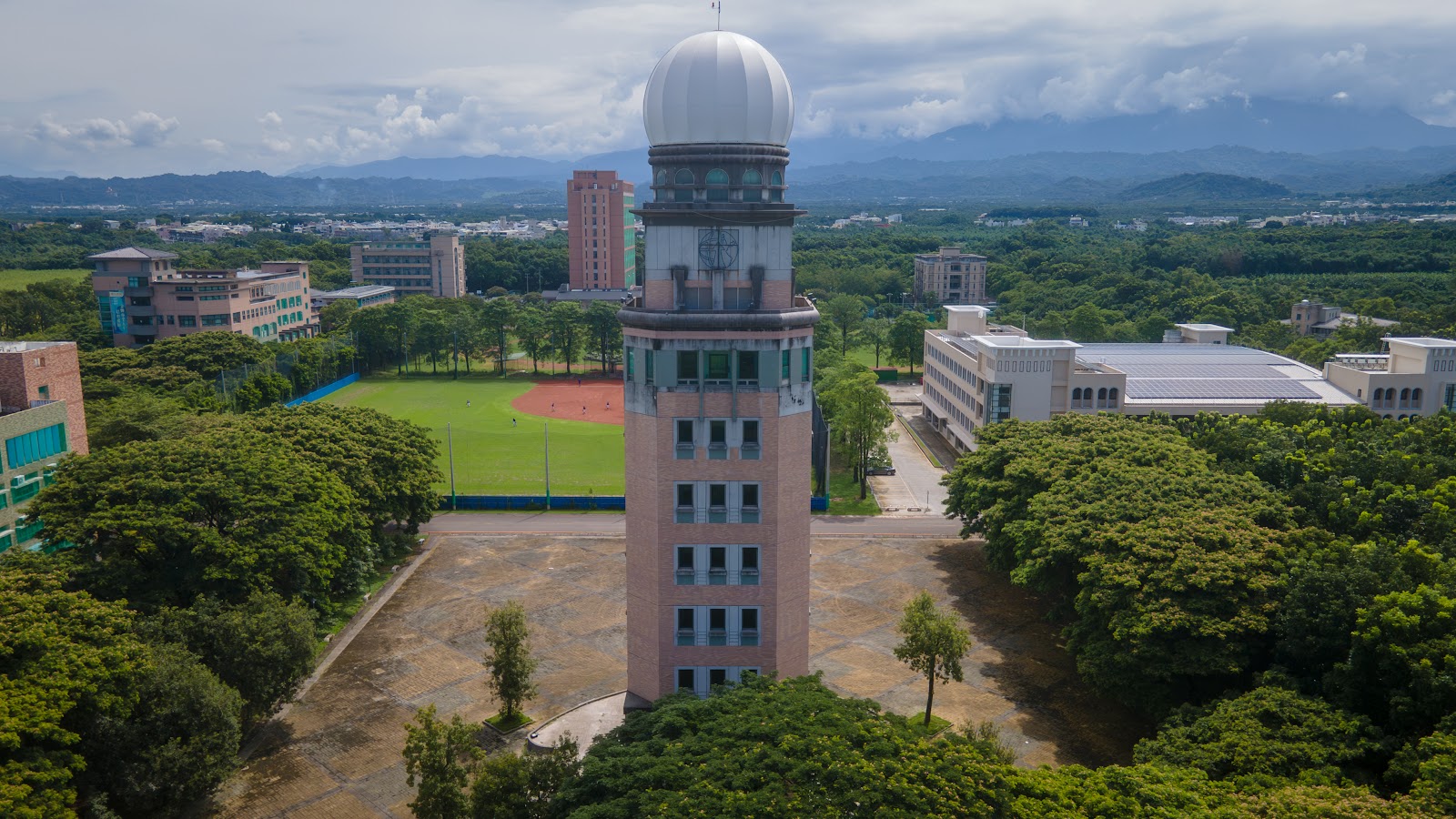 TransWorld University campus