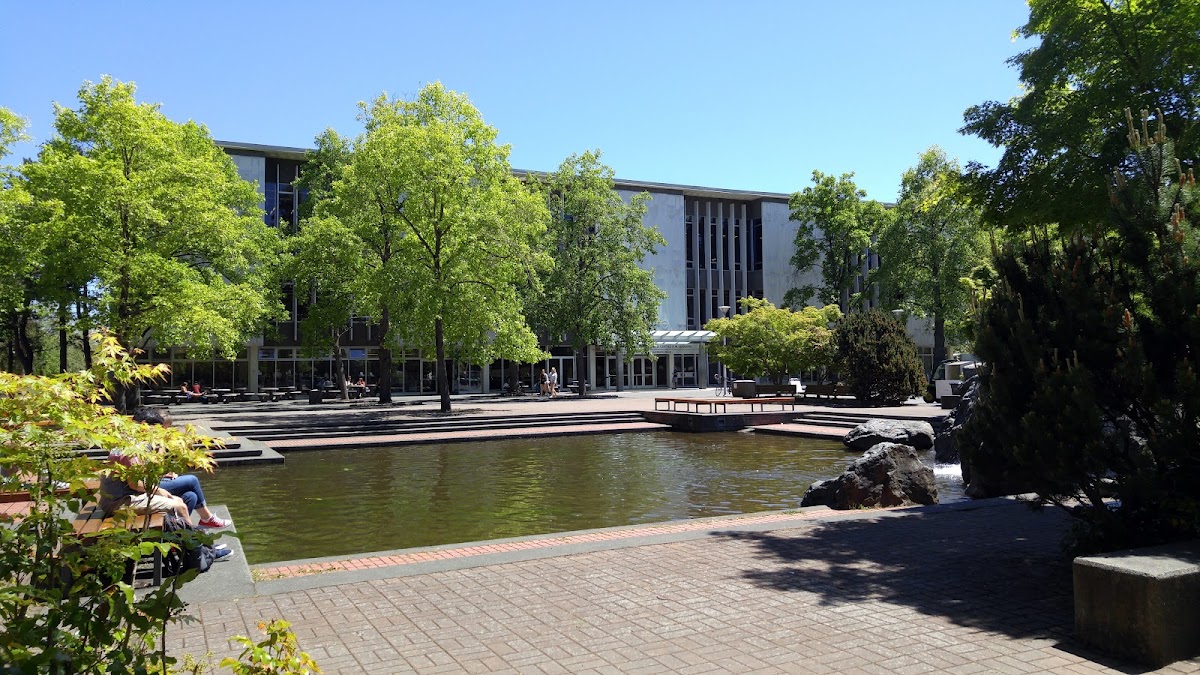 University of Victoria photo 1