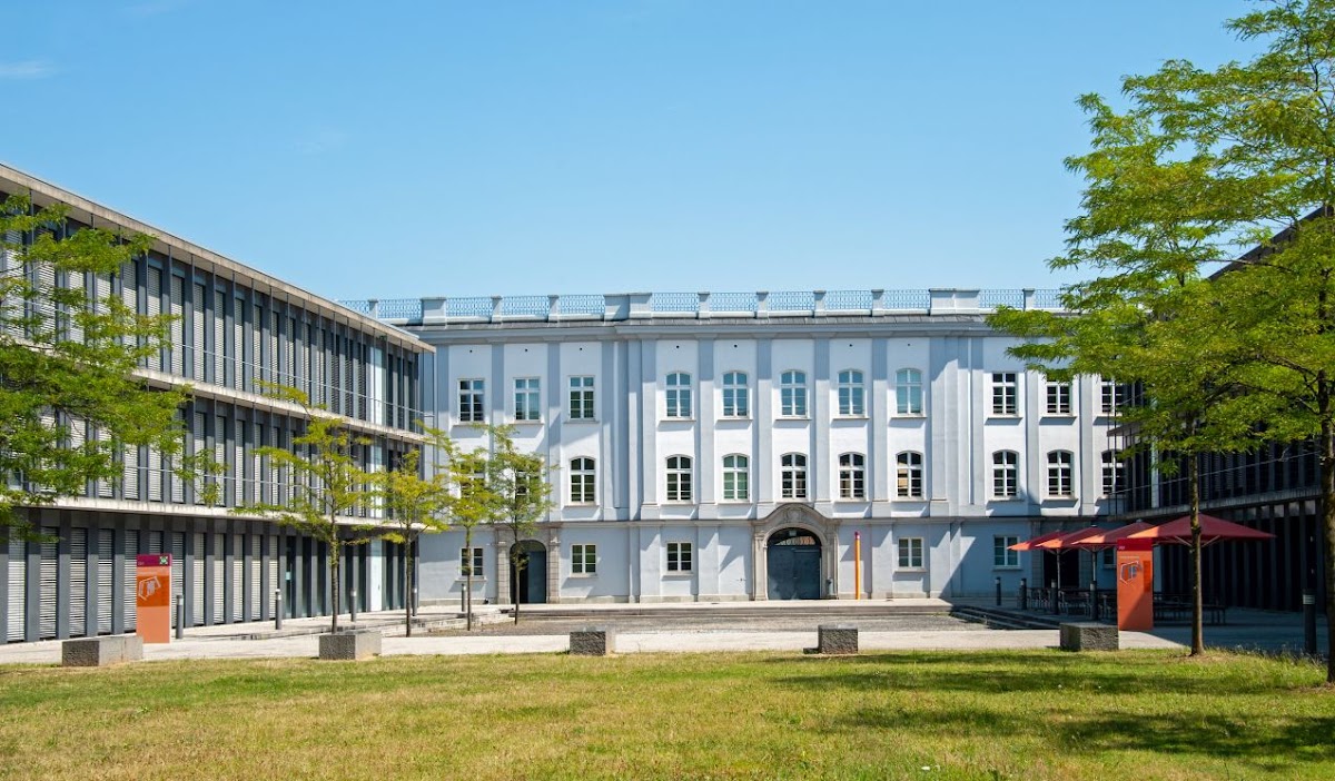 FH Augsburg photo 1