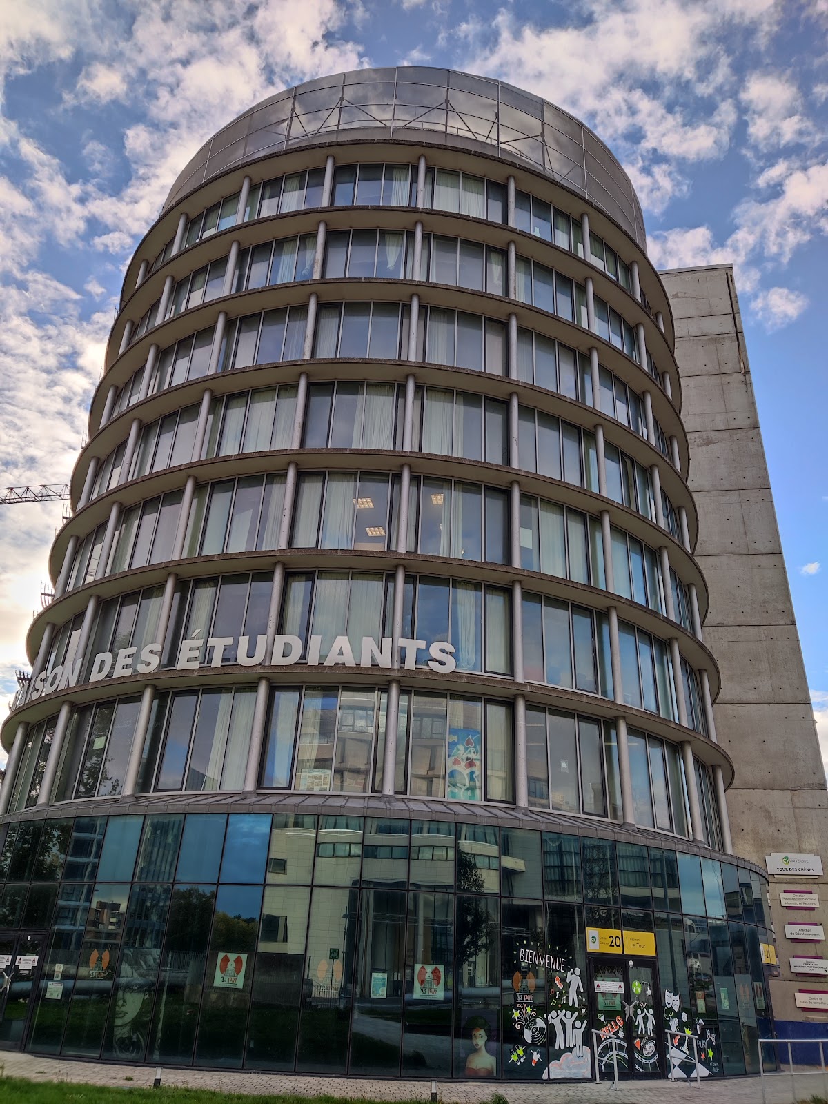 Université de Cergy-Pontoise photo 8