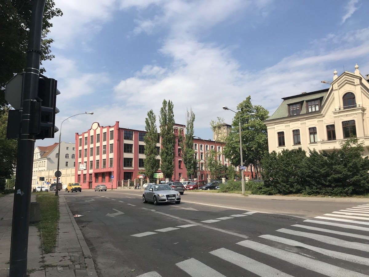 University of Humanities and Economics in Łódź photo 7