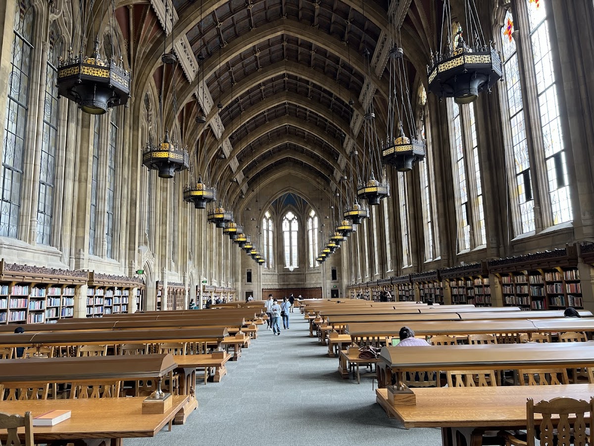 University of 2895 photo 5