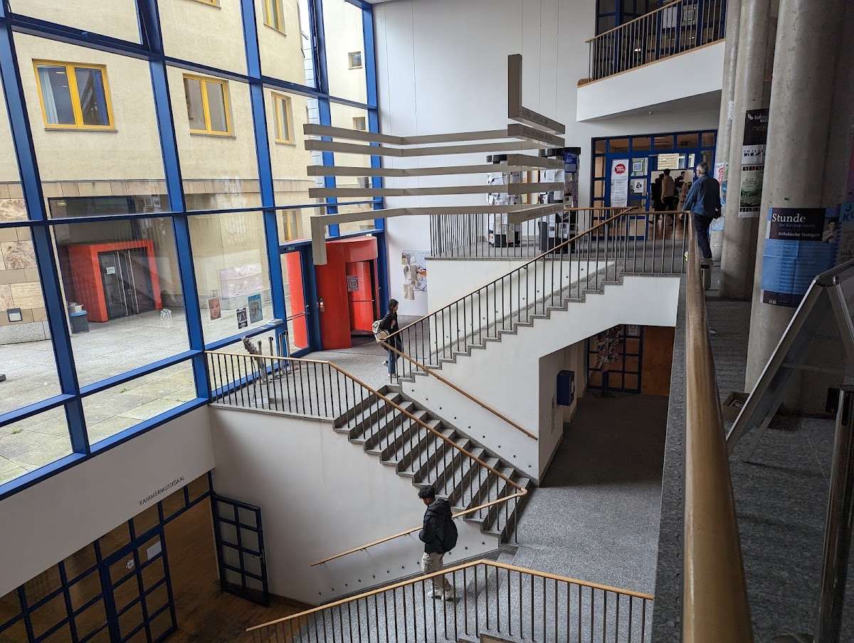 Hochschule für Musik und Darstellende Kunst Stuttgart photo 6