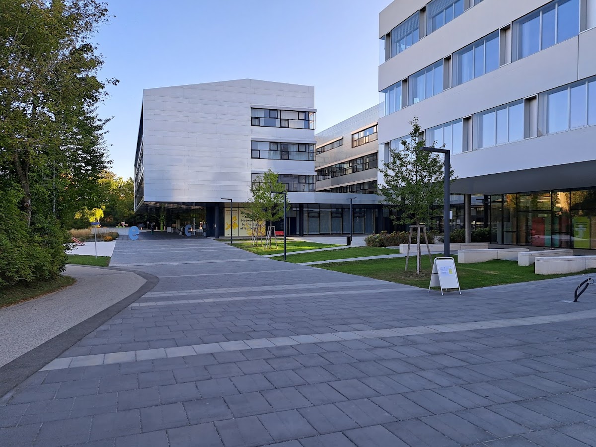 St. Pölten University of Applied Sciences photo 1