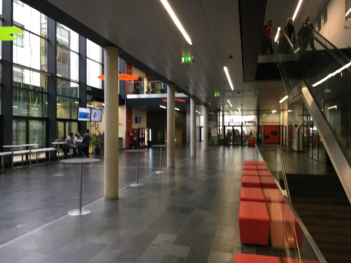 St. Pölten University of Applied Sciences photo 5