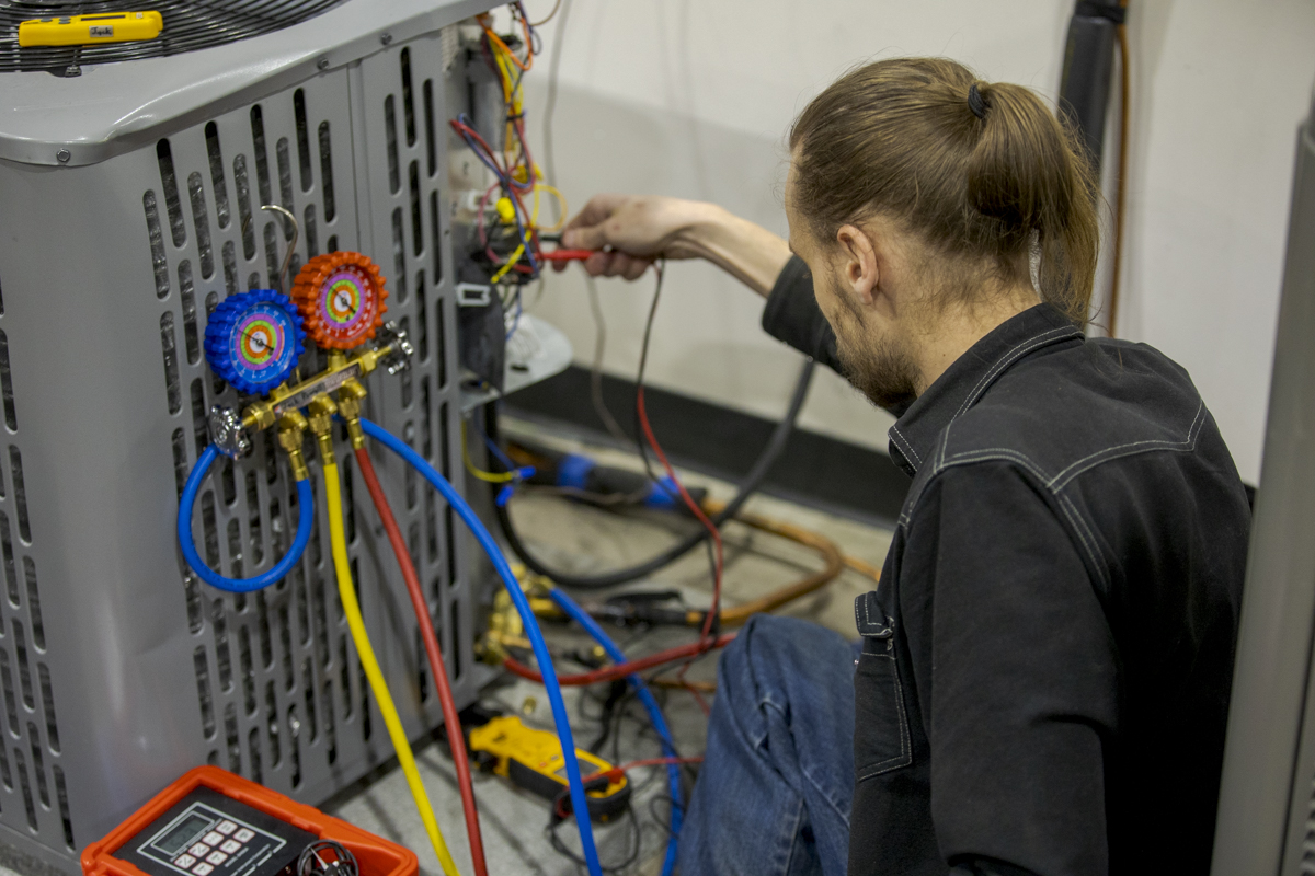 Technical Institute 2490 photo 3