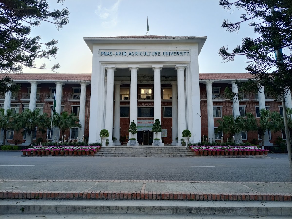 Pir Mehr Ali Shah Arid Agriculture University photo 4