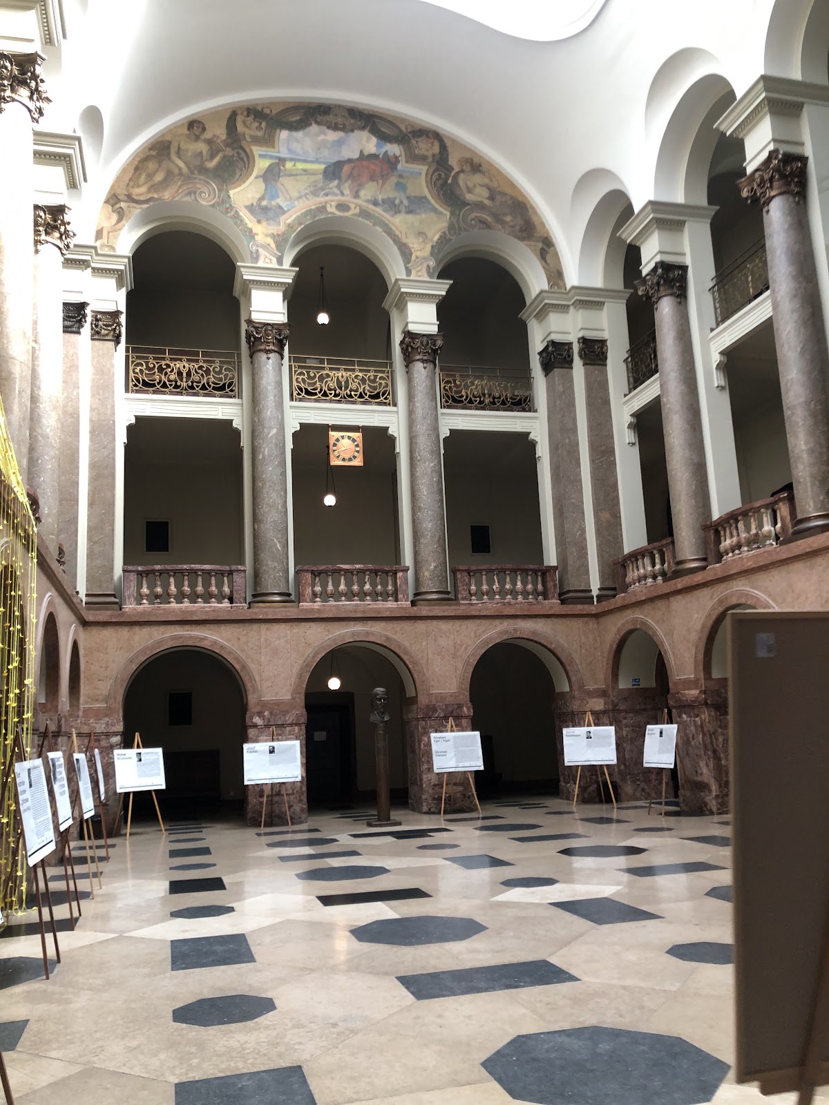 Adam Mickiewicz University photo 9