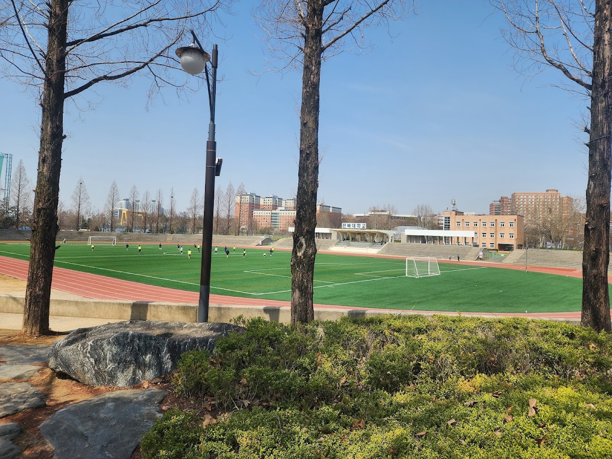 Chonbuk National University photo 7