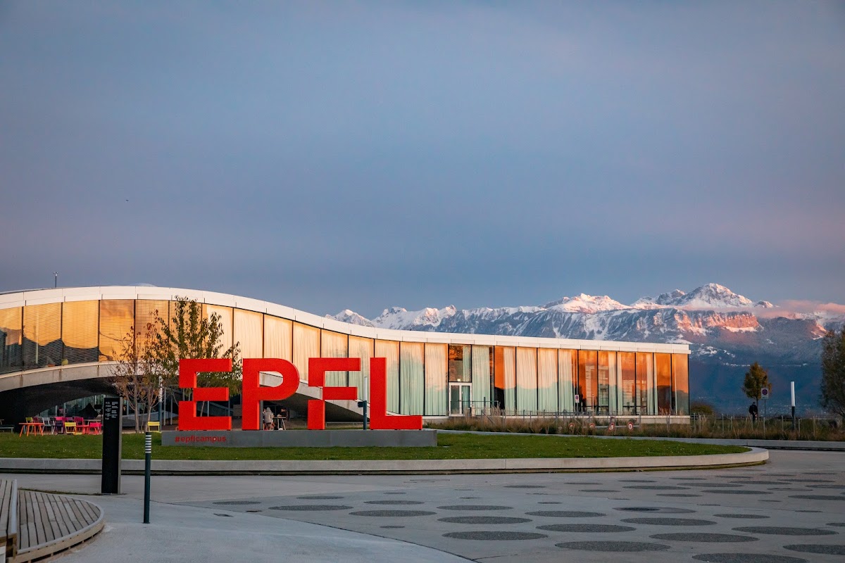 École Polytechnique Fédérale de Lausanne (EPFL) photo 1