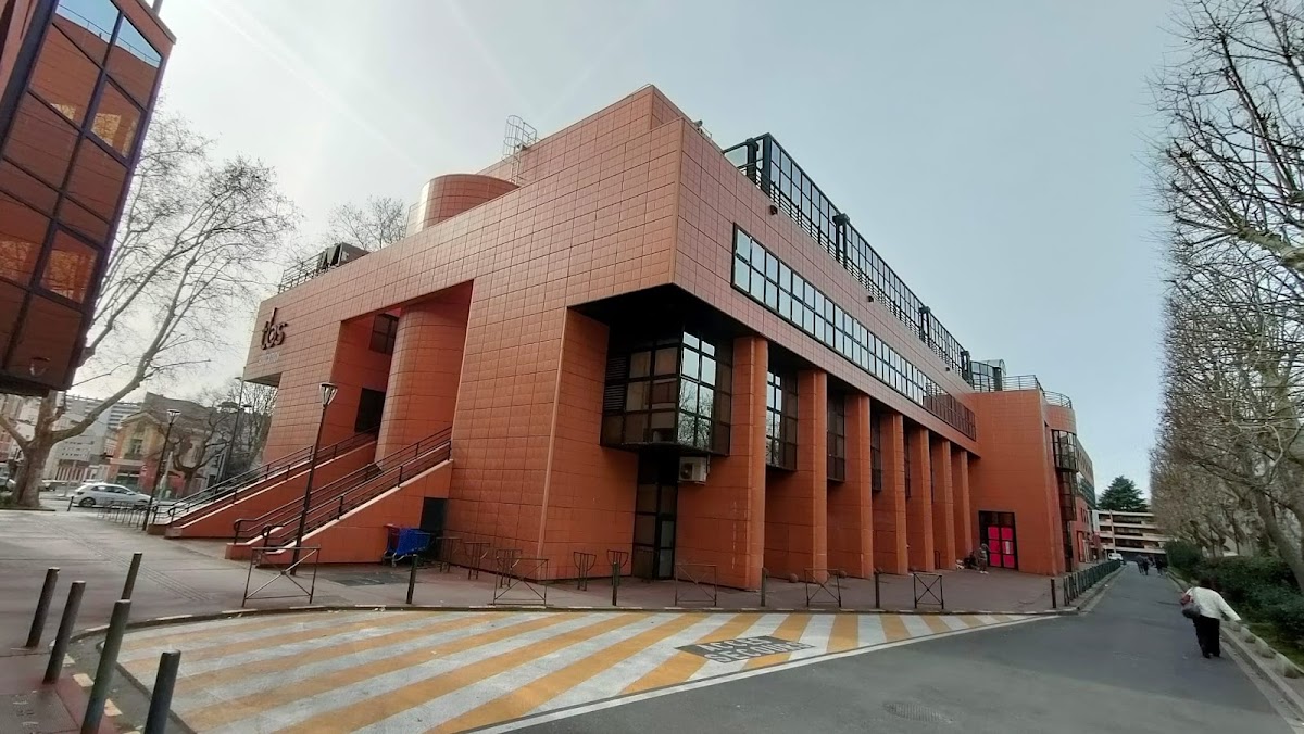 Toulouse Business School photo 2
