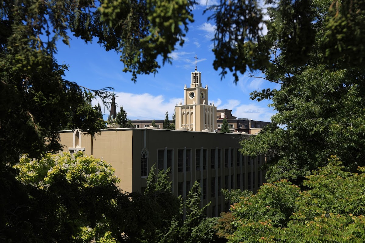 University of 2937 photo 3