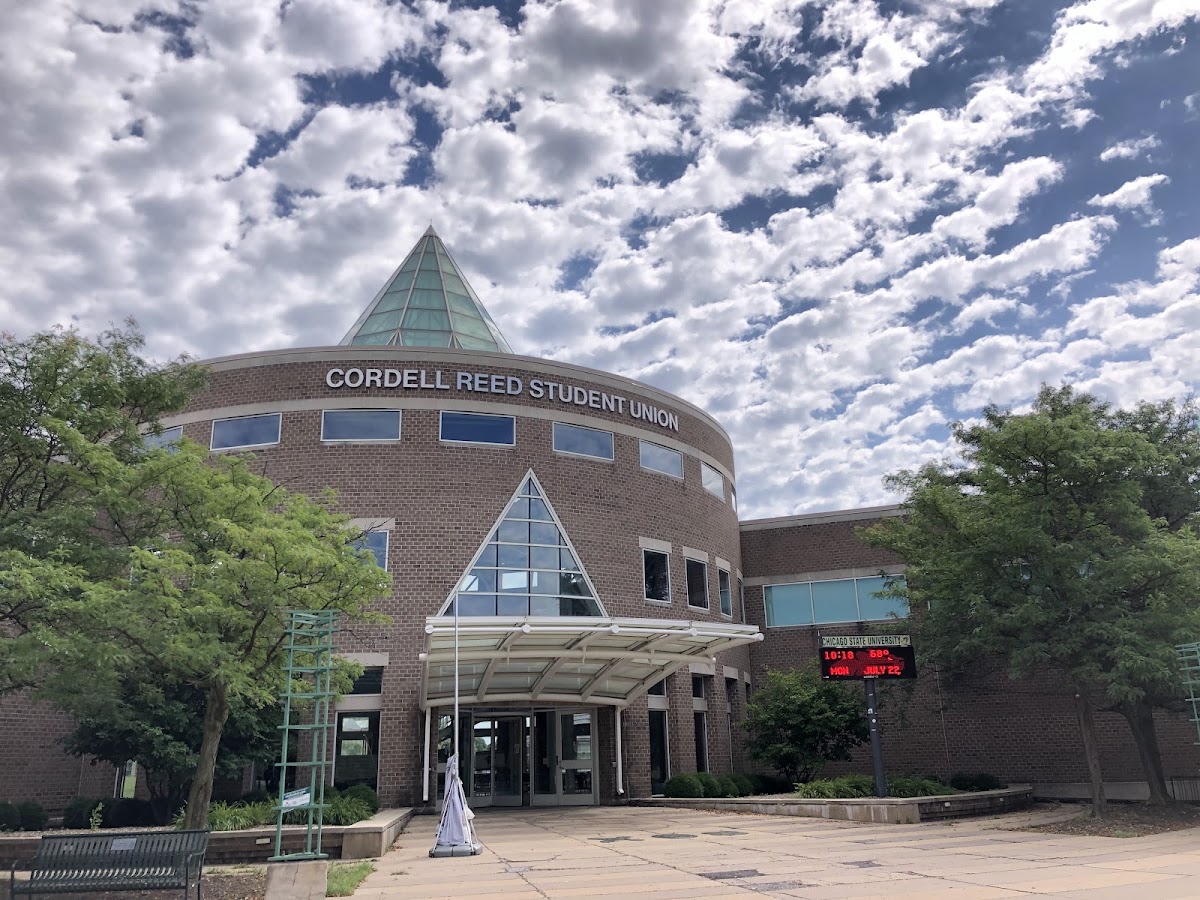 Regional University 2750 photo 2