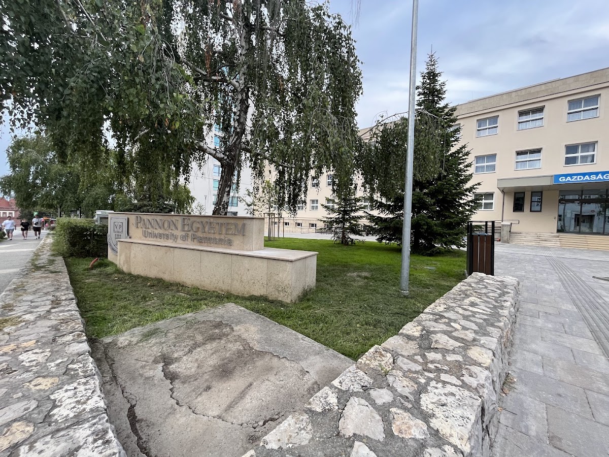 Pannon University photo 4