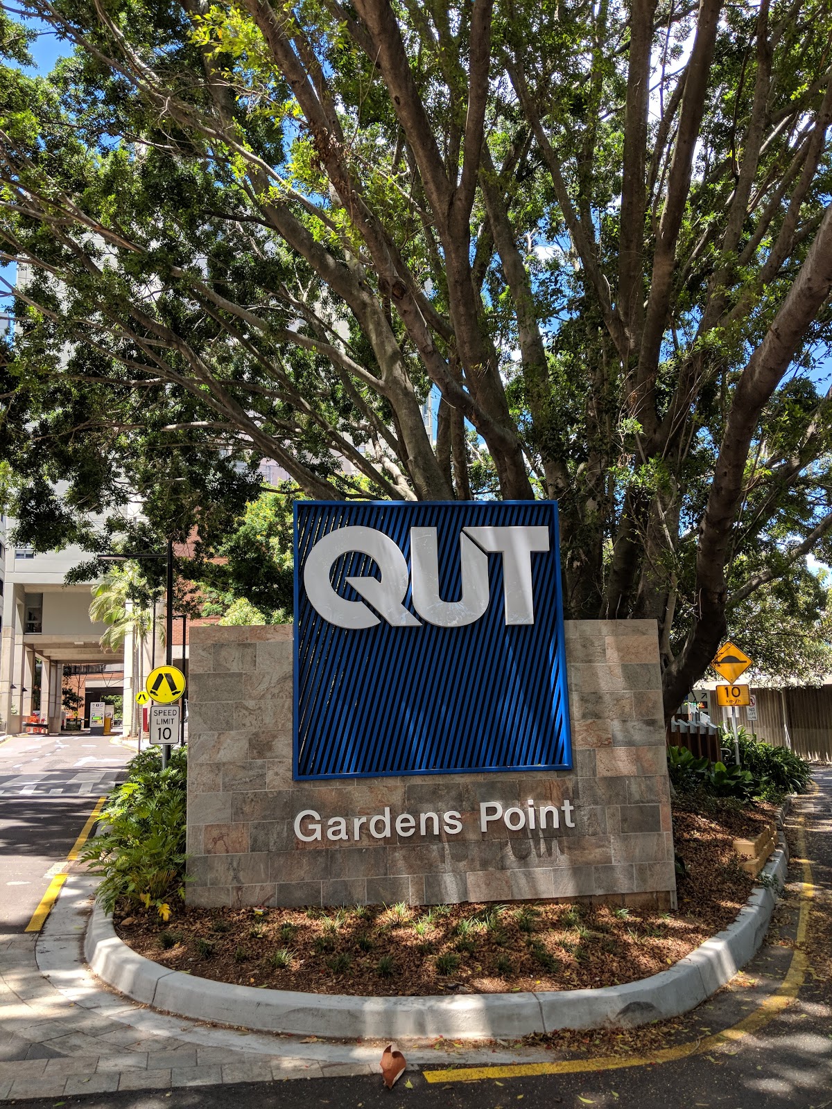 Queensland University of Technology (QUT) photo 8