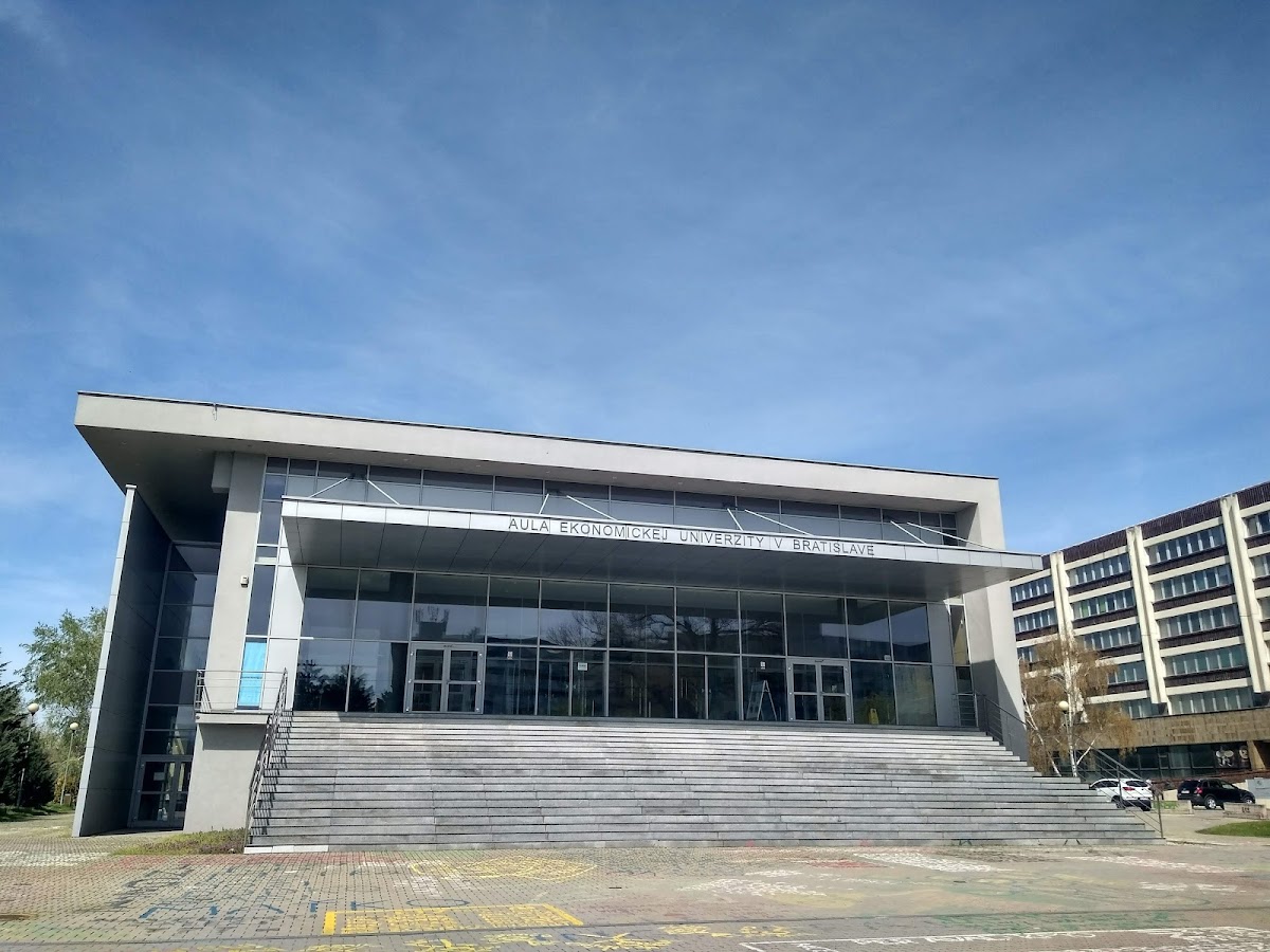 Private University of Economics in Bratislava photo 9