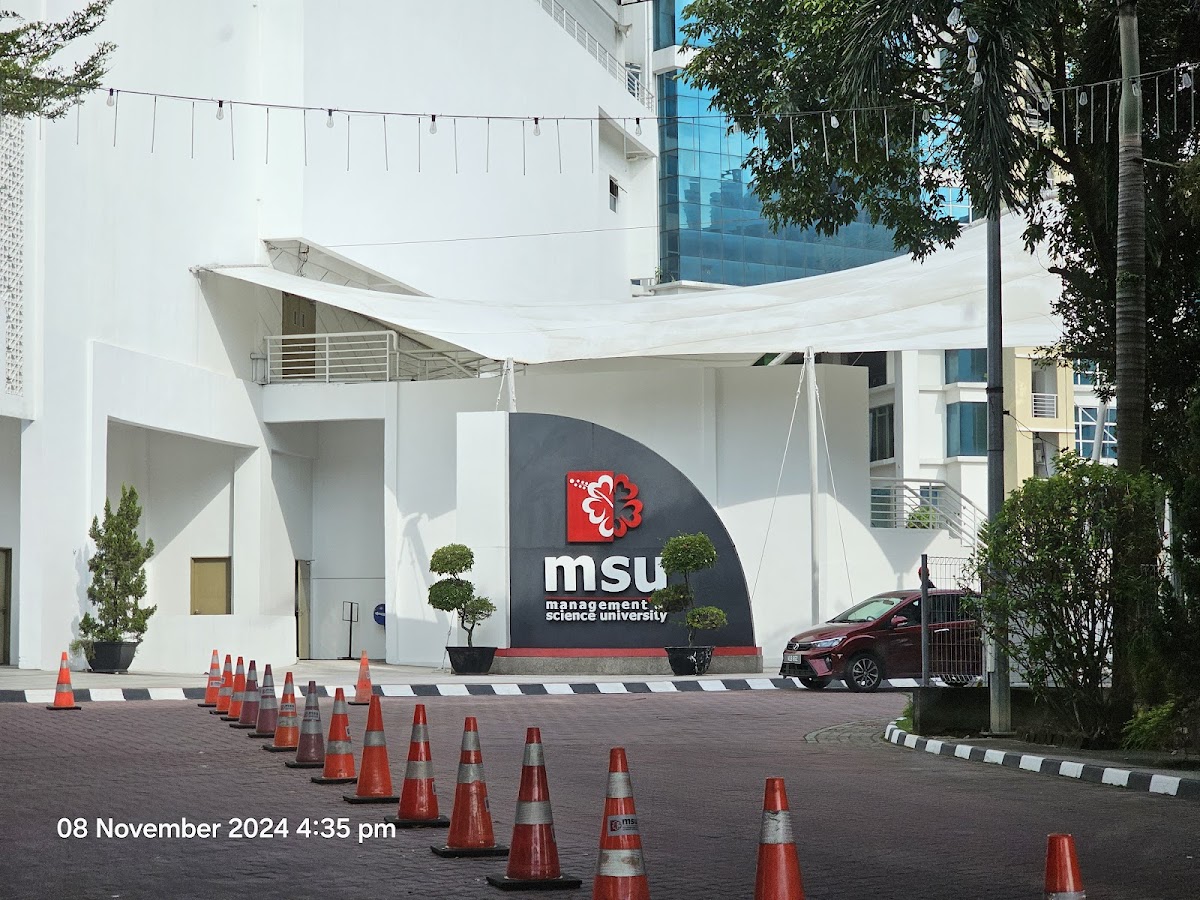Management and Science University photo 8