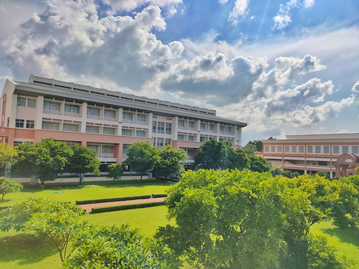 Vongchavalitkul University photo 4