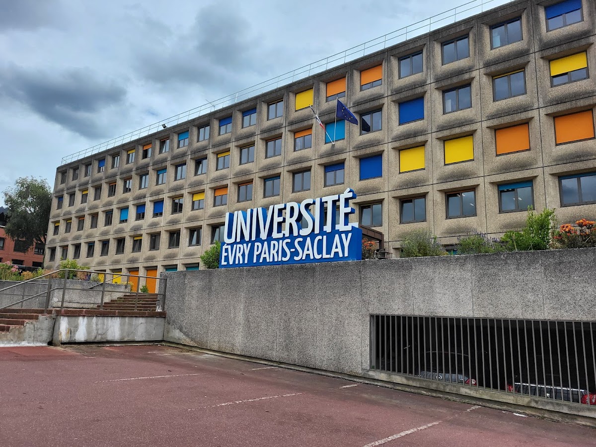 University of Évry Val d'Essonne photo 4