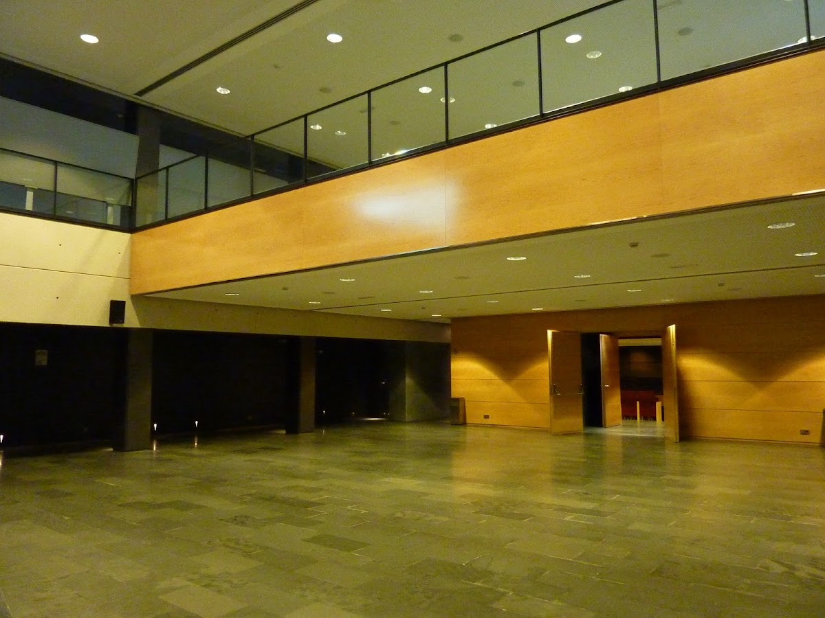 ESADE Business School photo 7