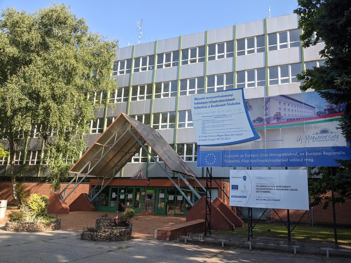 John von Neumann University photo 1