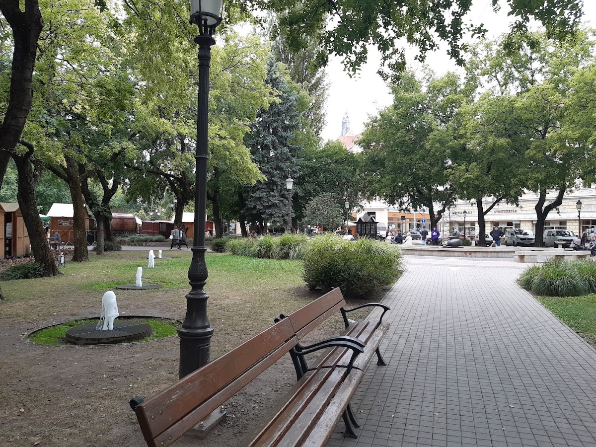 John von Neumann University photo 6