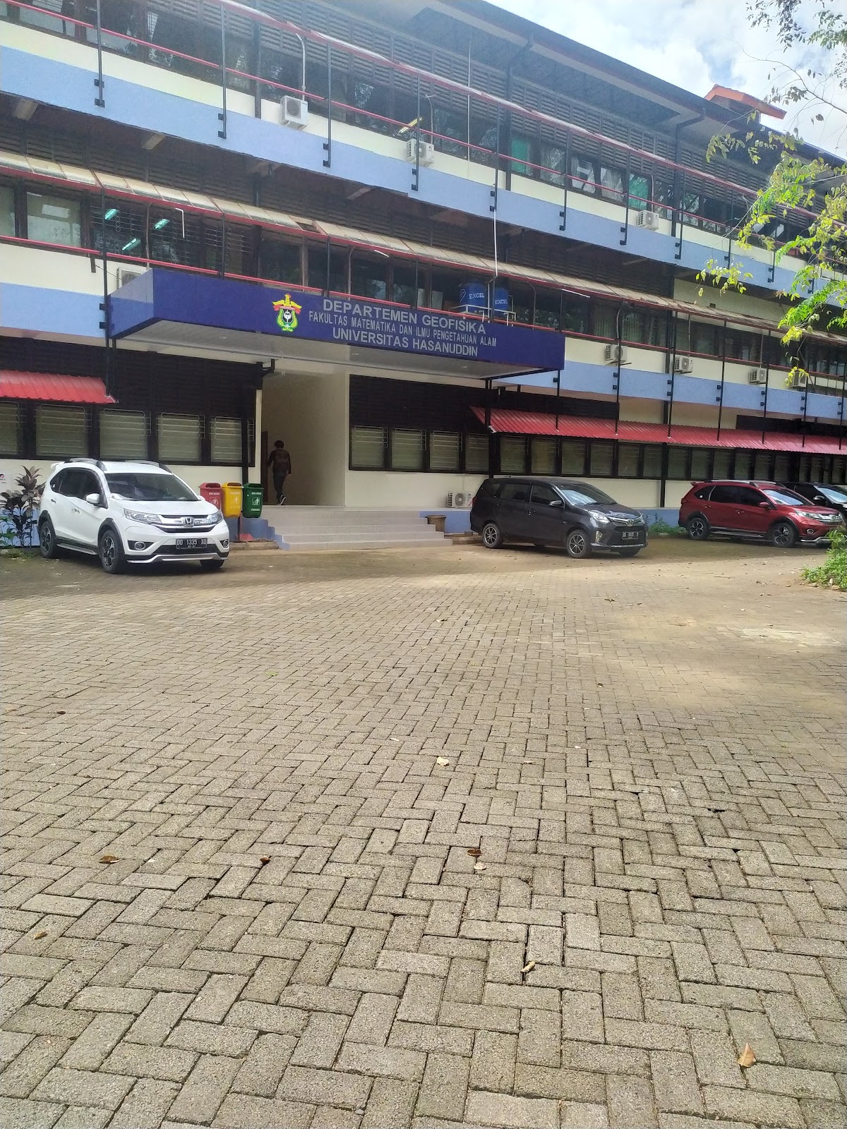 Hasanuddin University photo 9