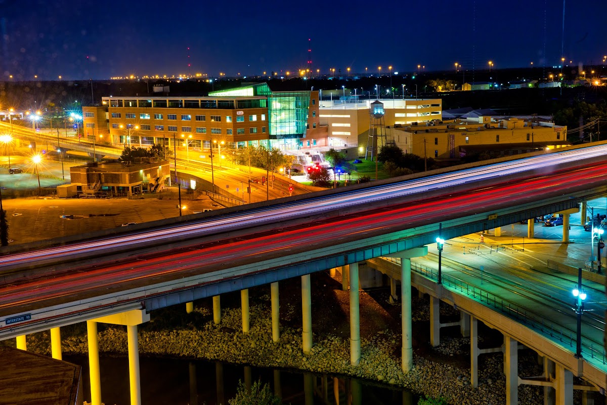 University of Houston-Downtown photo 7