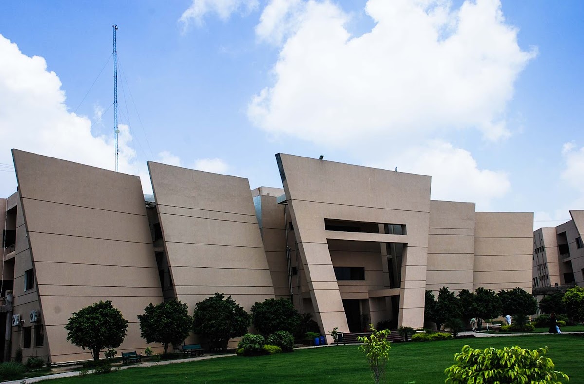 University of Gujrat photo 3