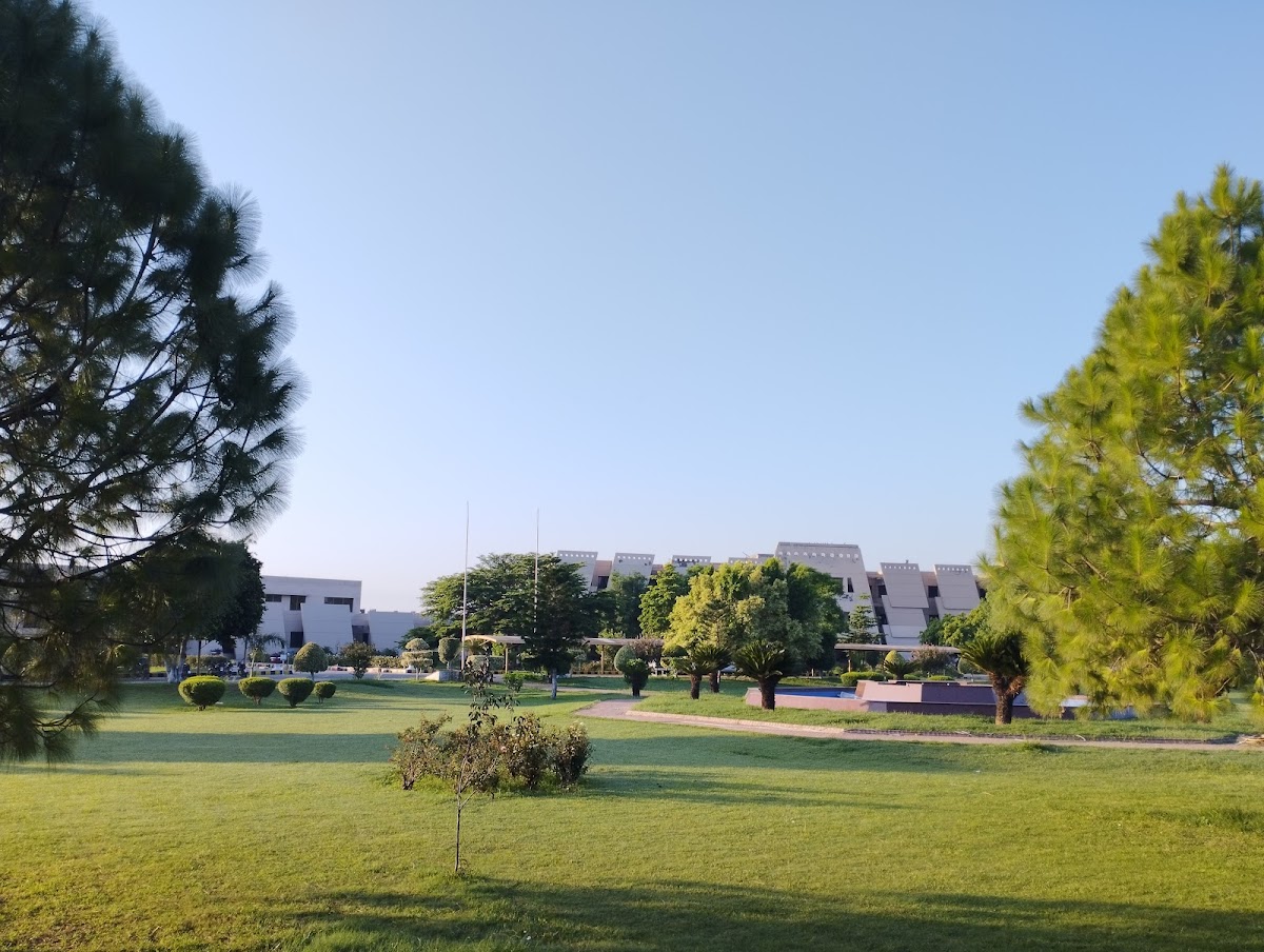 University of Gujrat photo 8