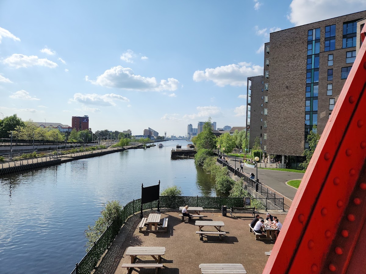 University of Manchester Metropolitan photo 5