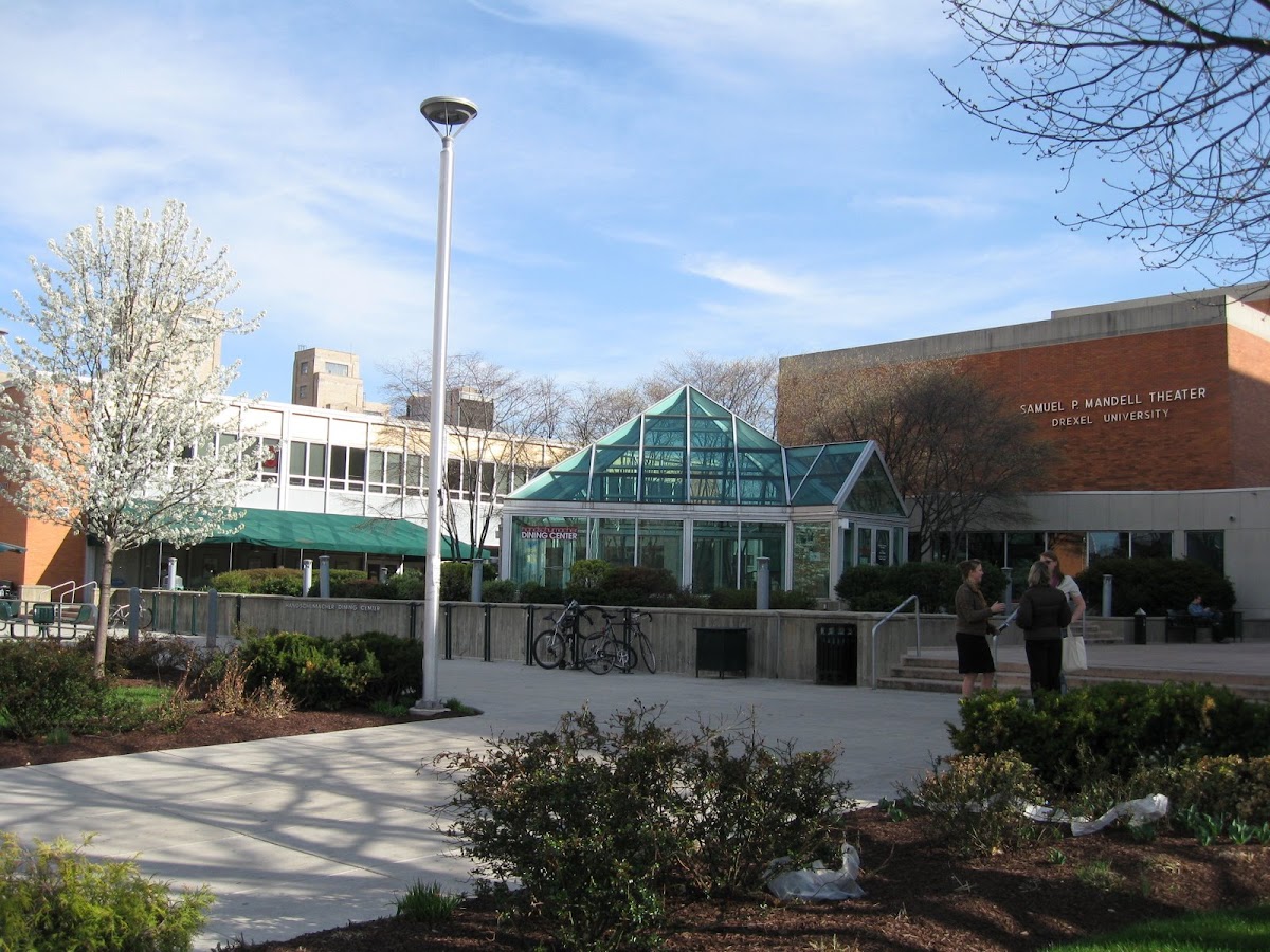 University of 1698 photo 4