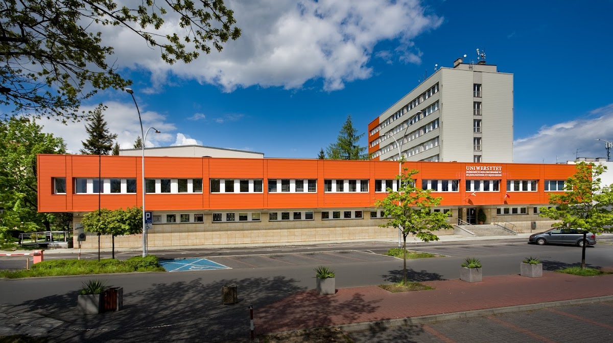 Jan Długosz University in Częstochowa photo 2