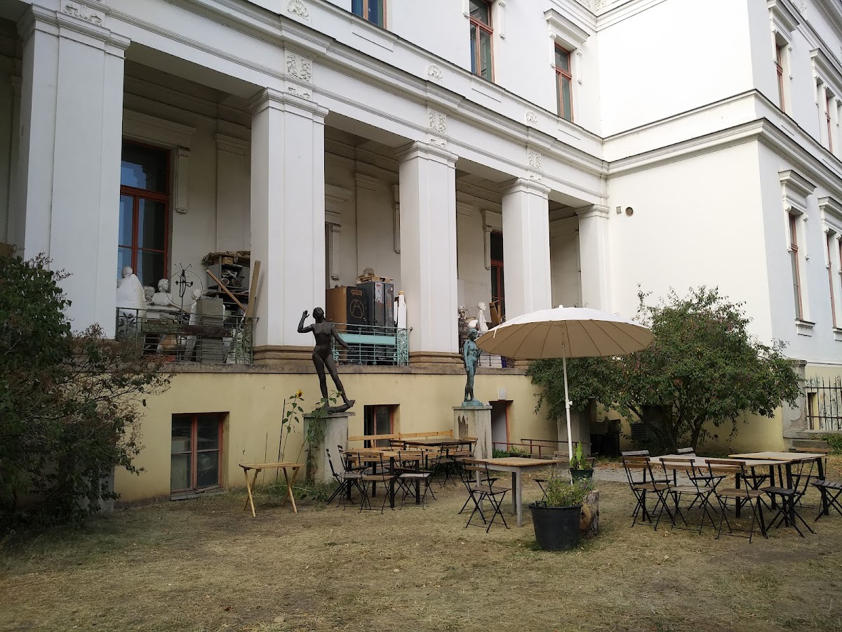 Higher School of Applied Arts photo 1