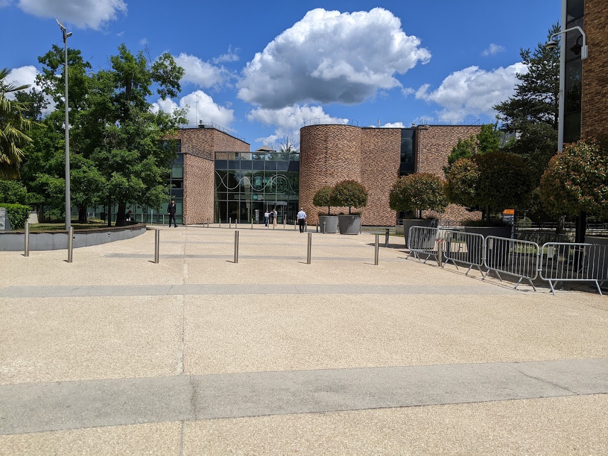 INSEAD photo 7